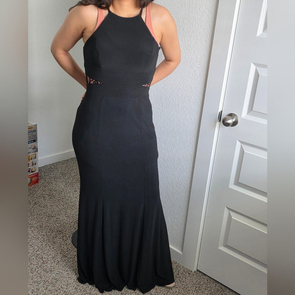 Xscape Black Maxi Dress G137